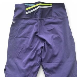 Fabletics Women's Purple Legging XS GUC motion 365